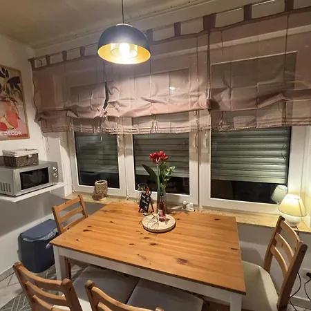 Eifelruhe 3 In - Ideal Fuer Familien Und Paare Mit Hund - Voll Ausgestattete Kueche Und Zwei Schlafzimmer