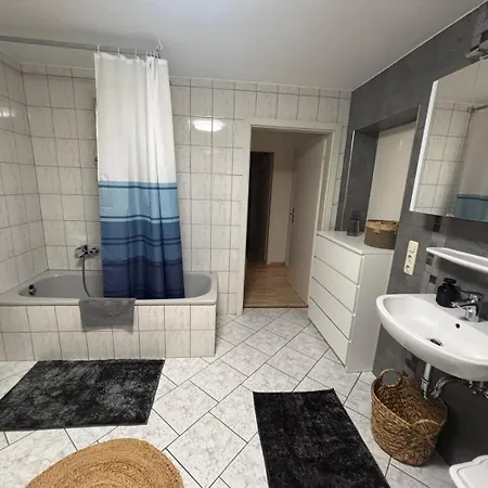 Lejlighed Eifelruhe 3 In - Ideal Fuer Familien Und Paare Mit Hund - Voll Ausgestattete Kueche Und Zwei Schlafzimmer *