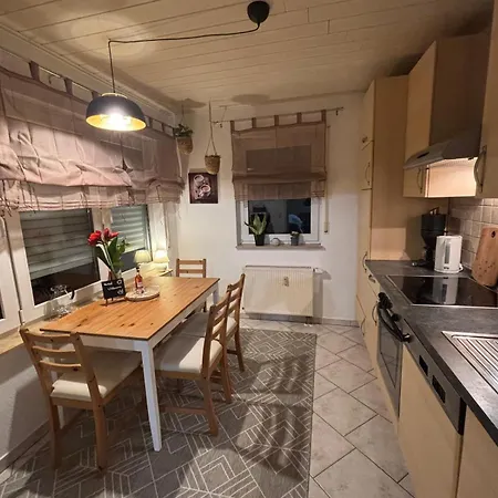 Eifelruhe 3 In - Ideal Fuer Familien Und Paare Mit Hund - Voll Ausgestattete Kueche Und Zwei Schlafzimmer