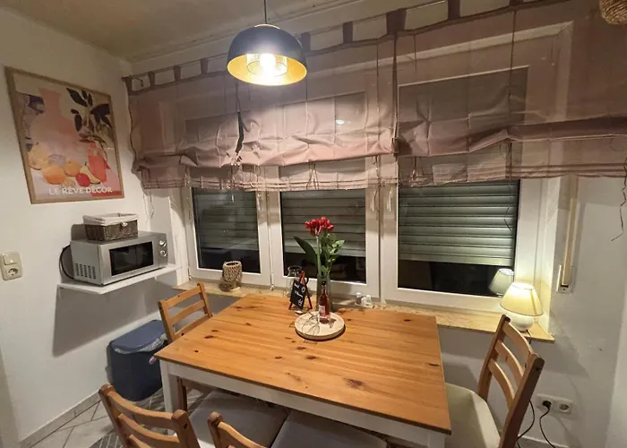 Eifelruhe 3 In - Ideal Fuer Familien Und Paare Mit Hund - Voll Ausgestattete Kueche Und Zwei Schlafzimmer