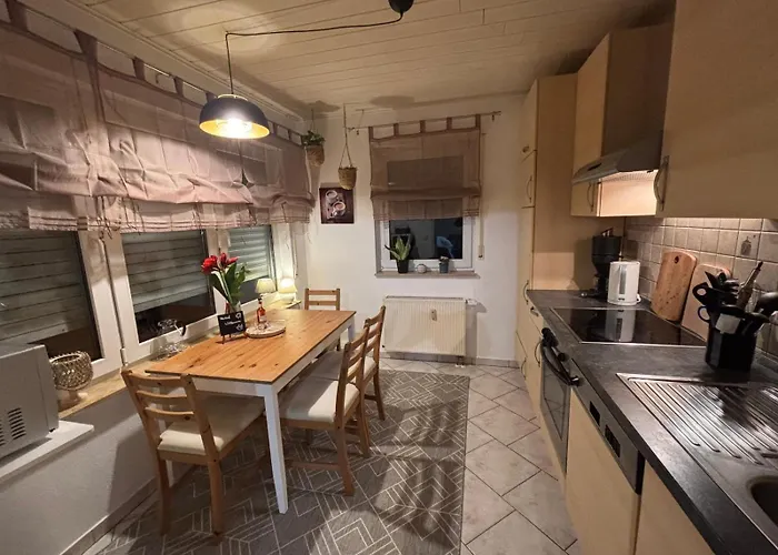 Eifelruhe 3 In - Ideal Fuer Familien Und Paare Mit Hund - Voll Ausgestattete Kueche Und Zwei Schlafzimmer